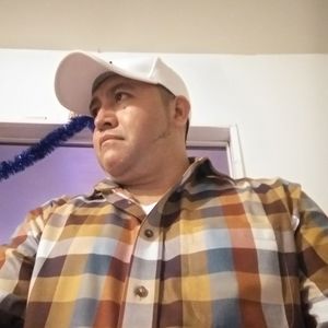 Meet your Posher, Maximino